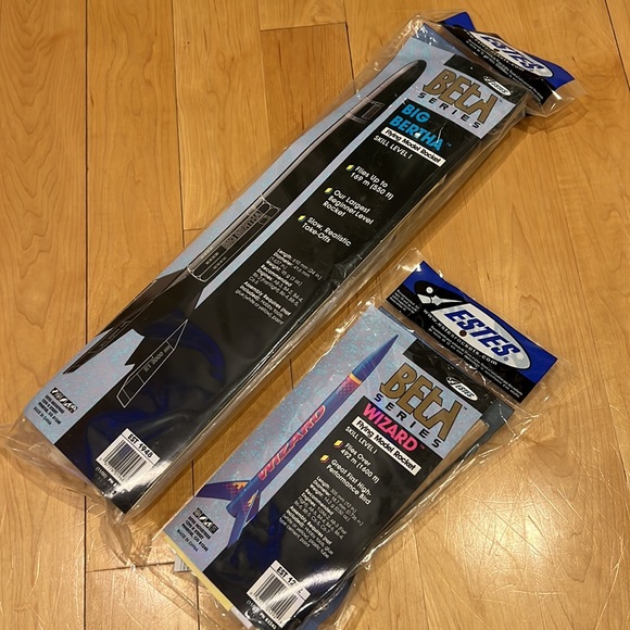 New Estes Beginner Flying Model Rockets Big Bertha & Beta Series Wizard Hobby - Picture 8 of 10